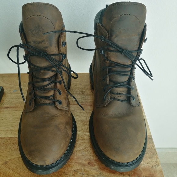 Red Wing boots - Picture 2 of 13